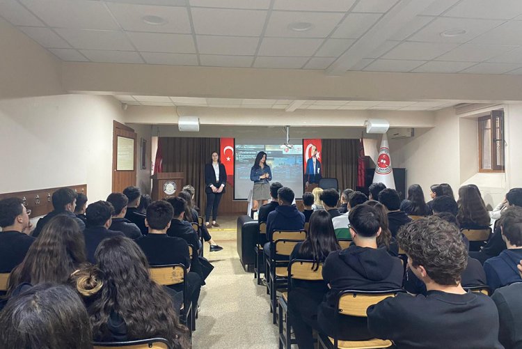 “Geleceğin Mesleği: Lojistik”